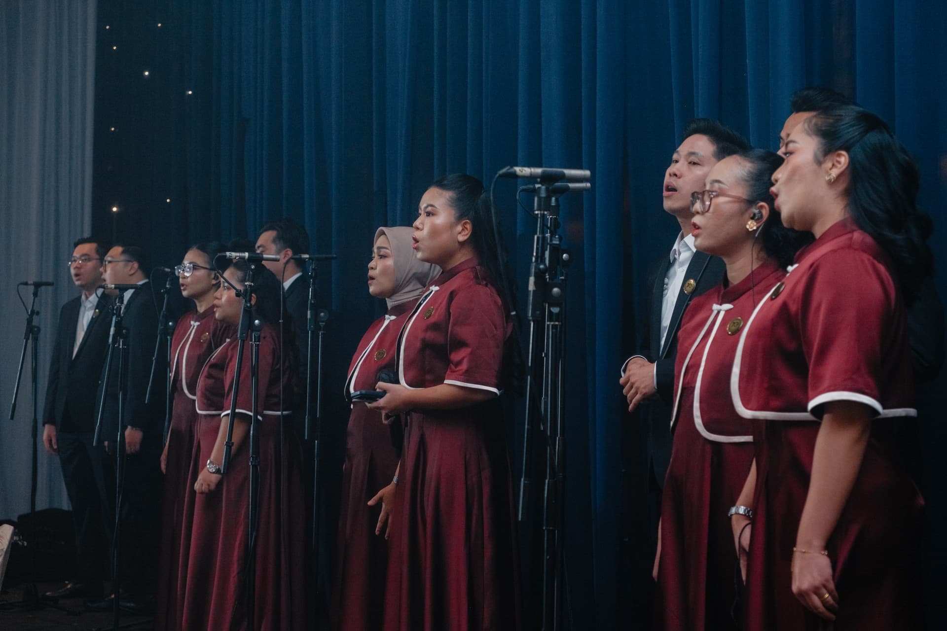 ReVaria Orchestra Collaborates with ACA Insurance's Choir for 70th Anniversary Celebration — 2